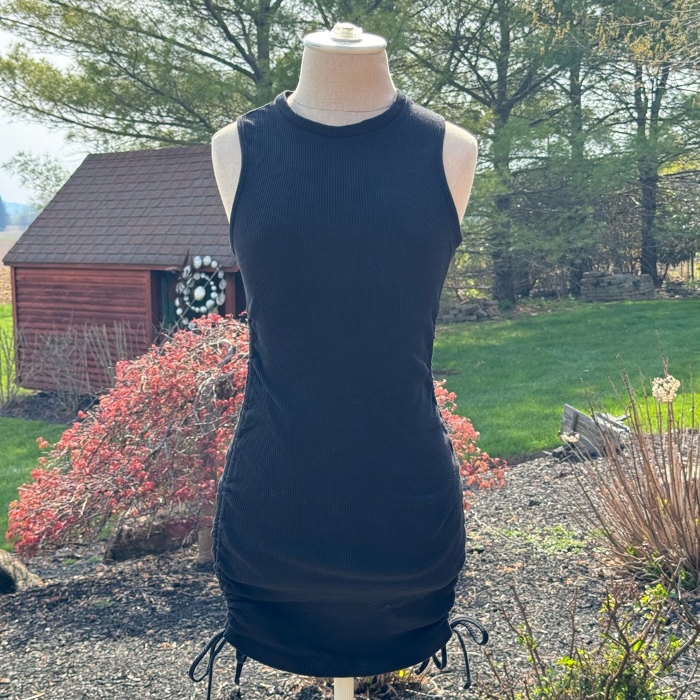 GARAGE RUCHED CINCH DRESS